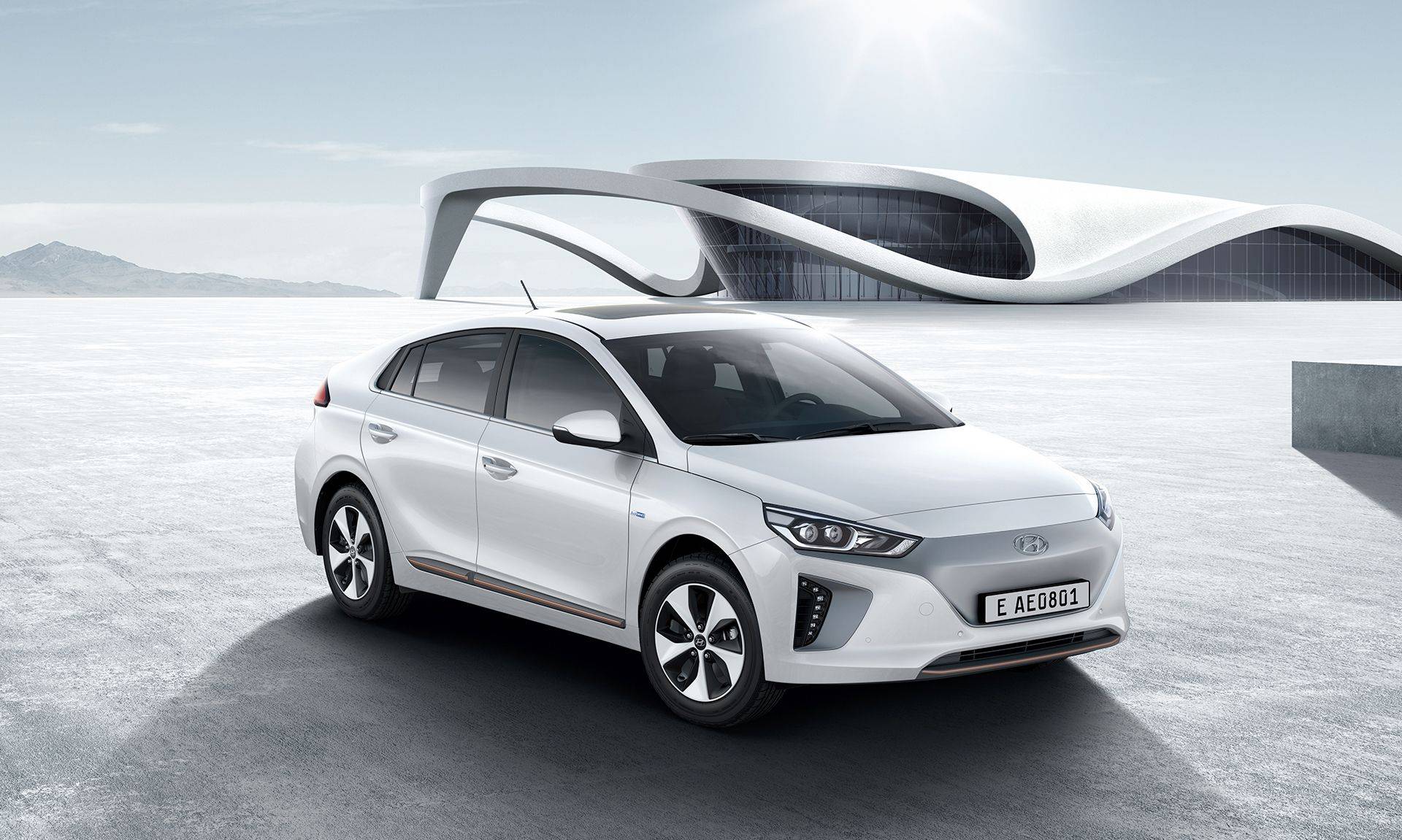 Электромобиль-кроссовер hyundai ioniq 5: супербыстрая зарядка, силовая установка, дизайн и габариты, где заказать | автомалиновка