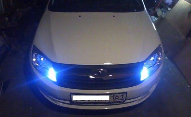 Лампы заднего фонаря Лада Гранта лифтбек – P21W, PY21W,R10W и W16W подбор и замена ламп