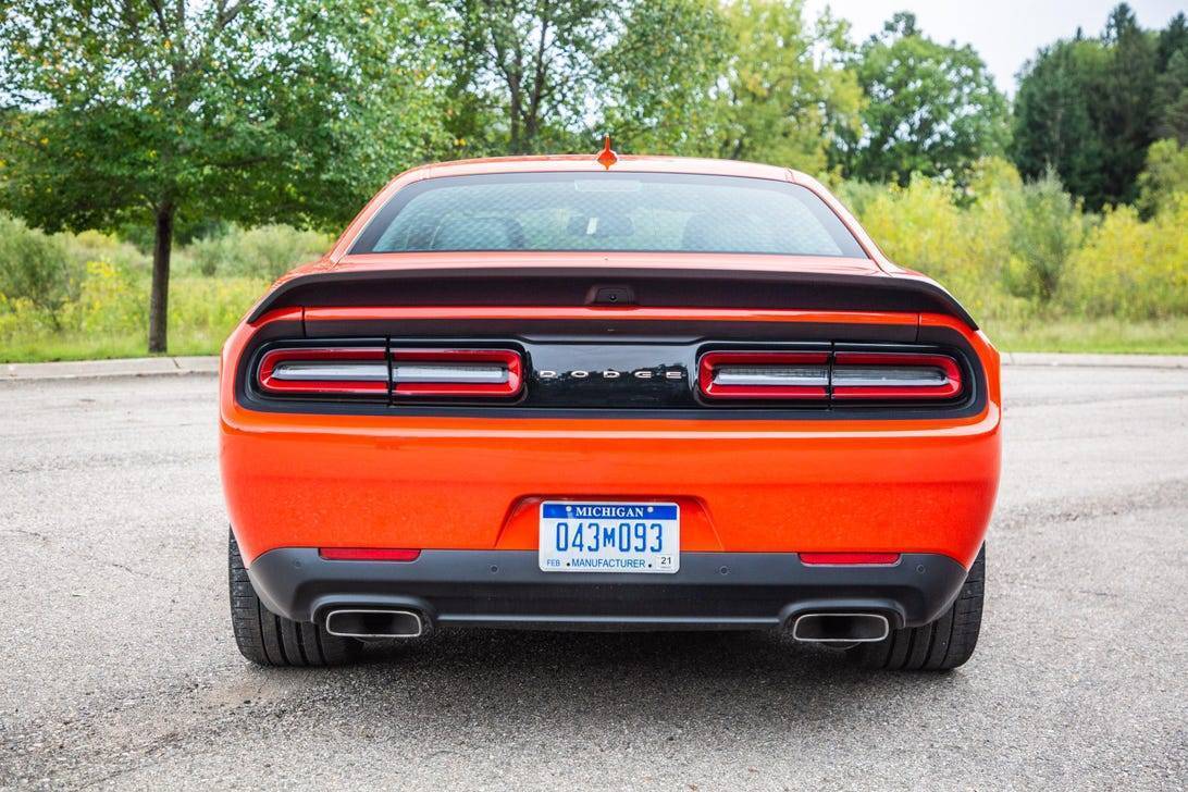 Dodge 2022 Challenger зад