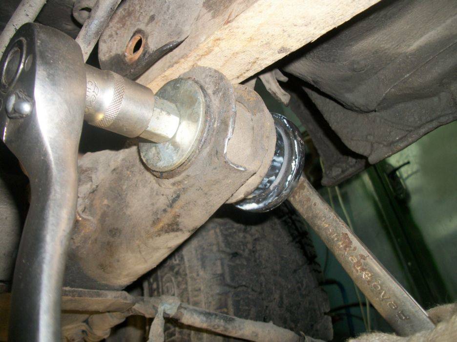 Для чего нужны в автомобиле сайлентблоки
